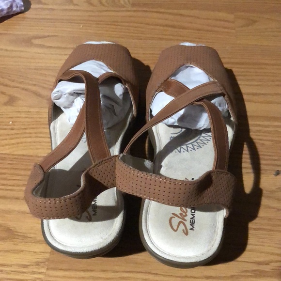 Skechers memory foam size 8 - Picture 6 of 6